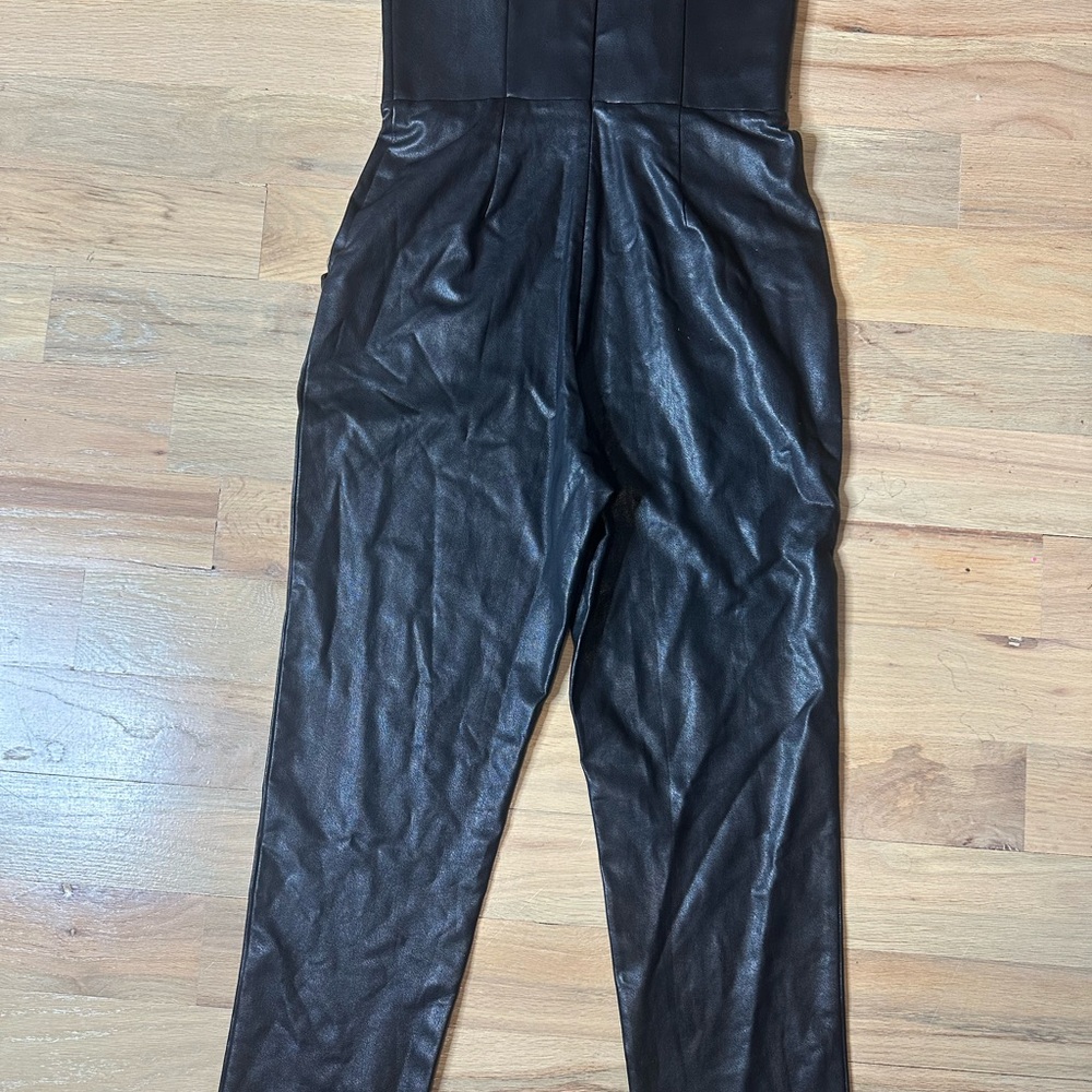 Elegant Black Strapless Jumpsuit - Picture 5 of 6